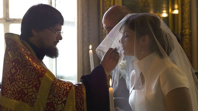 Детаљ са традиционалног православног венчања