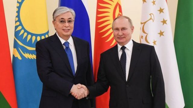 روس و قزاقستان