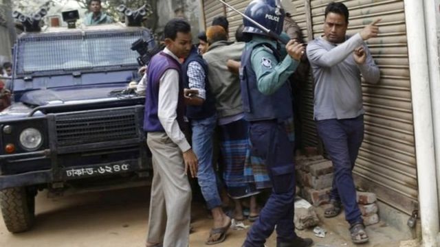बांग्लादेशी आत्मघाती महिला