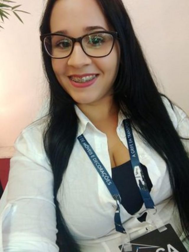 Maria Aline Macedo, 21, estuda à noite e precisa deixar o filho com a mãe ou com uma babá