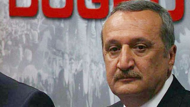 محمد أغار وزير الداخلية التركي الأسبق