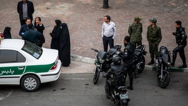 اتحادیه اروپا گفته است که فهرست تحریم شدگان جمهوری اسلامی ایران اکنون در مجموع شامل ۹۷ فرد و ۸ نهاد است