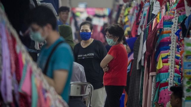 virus corona jokowi umumkan langkah pengendalian covid  tapi