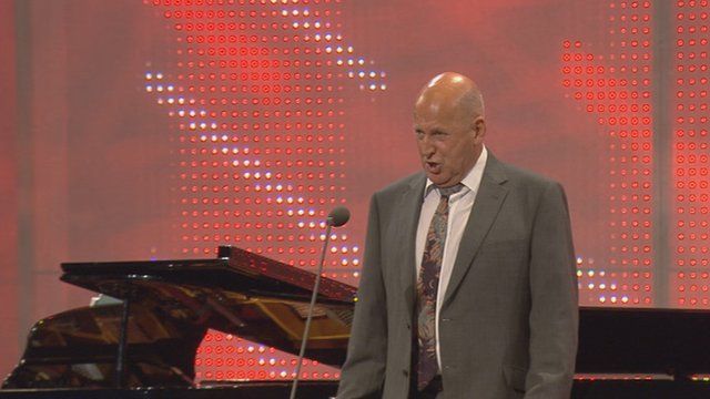 1. Glynn Morris - Sale, Swydd Caer