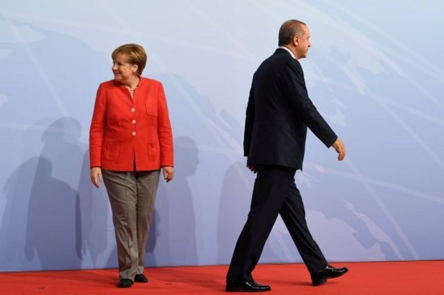 Hamburg'daki son G20 Zirvesi'nde Almanya Başbakanı Angela Merkel ve Cumhurbaşkanı Recep Tayyip Erdoğan