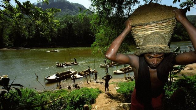 Cát đang làm sụp đổ đồng bằng ở việt nam ra sao bbc news tiếng việt