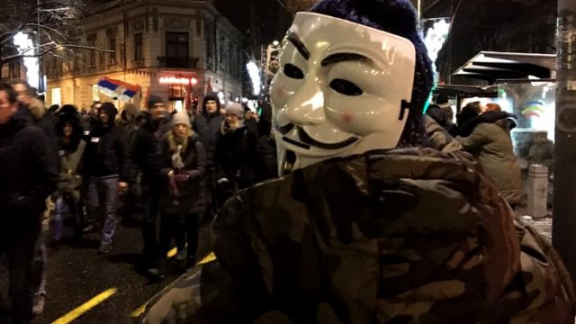 маске протест