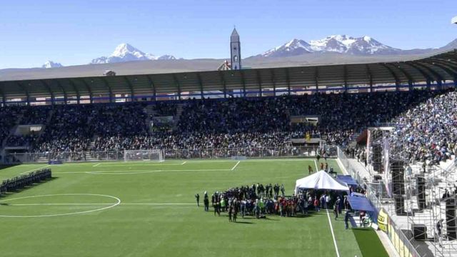 Coloso de Ingenio de El Alto: así es el nuevo estadio de fútbol de primera división más alto del mundo ubicado en Bolivia - BBC News Mundo