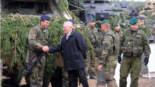 Bộ trưởng Quốc phòng James Mattis gặp lính Mỹ và NATO được triển khai ở Litva