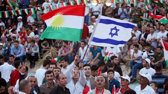 پرچم اسرائیل در کنار پرچم اقلیم در کردستان عراق