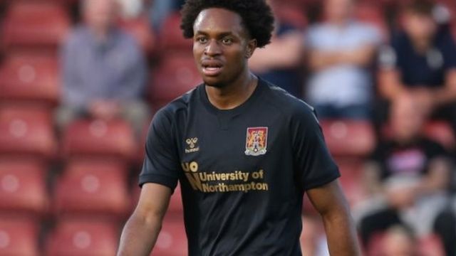 Mshambuliaji wa klabu ya Uingereza Northampton Town Caleb Chukwuemeka