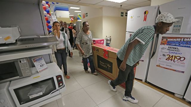 Retomada do crescimento global passará por consumo da classe média nos países ricos, afirma a Unctad