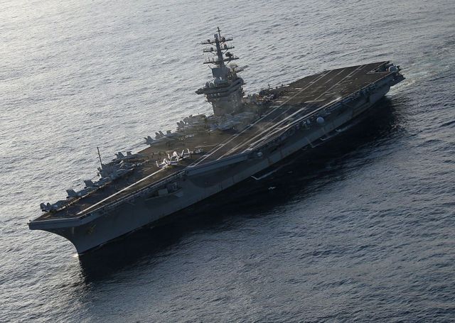 آمریکا می‌گوید ناو هواپیمابر یو‌اس‌اس آیزنهاور، به پیام درخواست کمک پاسخ داد و وارد عمل شد