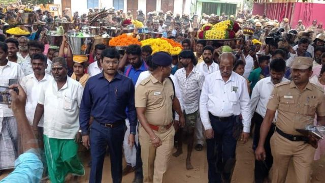 80 ஆண்டுகள் பிறகு கோவிலுக்குள் சென்ற பட்டியலினத்தவர்