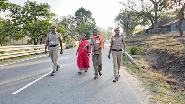 பொம்மன் பெள்ளி