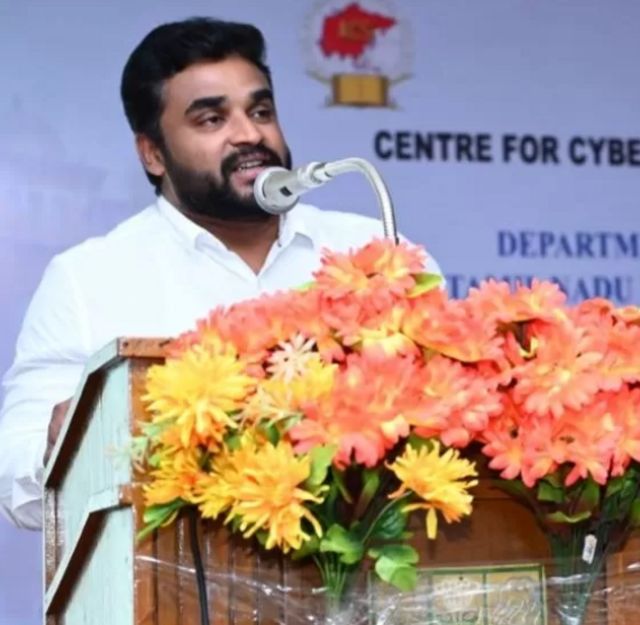 ஆன்லைன் மோசடி, கடன்