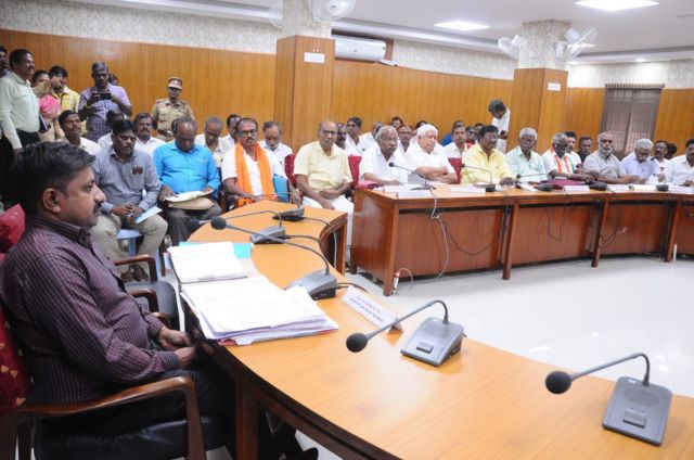 பேருந்துகள் வேலைநிறுத்தம்