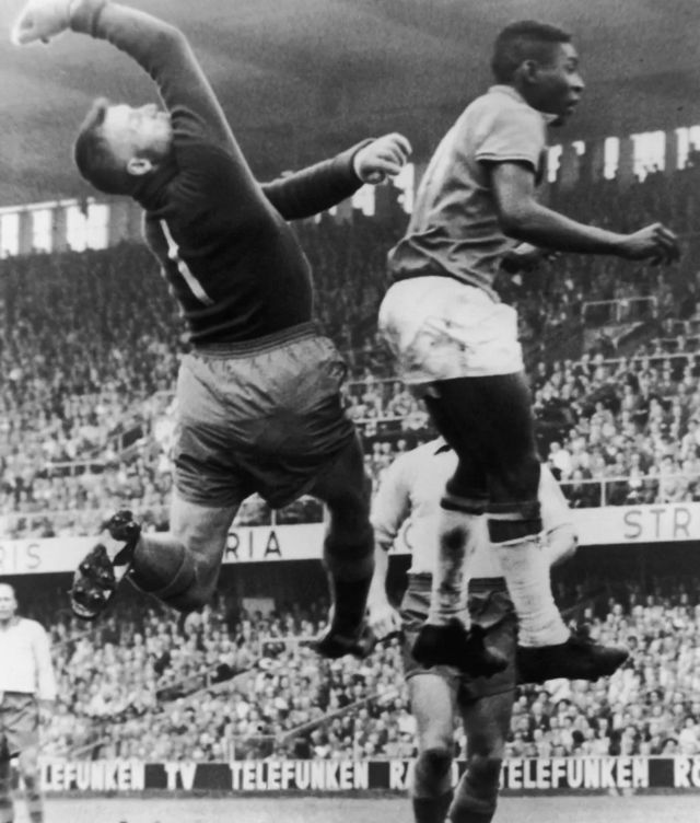 Pelé in the 1958 World Cup final  once morest Sweden.