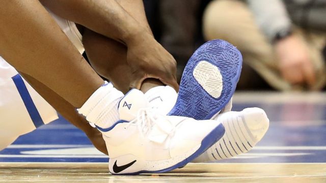 Lesión de Zion Williamson: cómo un zapato roto ha puesto a Nike y al  baloncesto bajo la lupa en Estados Unidos - BBC News Mundo
