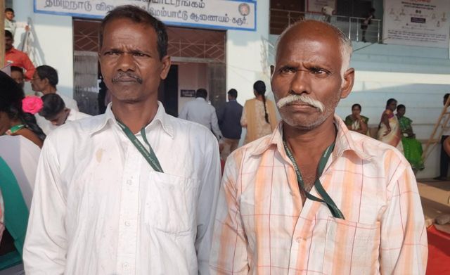 தமிழ்நாடு பழங்குடியின பாம்பு பிடி வீரர்கள்