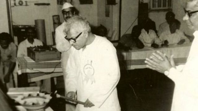 கர்பூரி தாக்கூர்