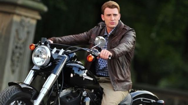 Chris Evans wey be Captain America