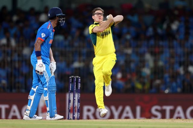 இந்தியா - ஆஸ்திரேலியா மோதல்