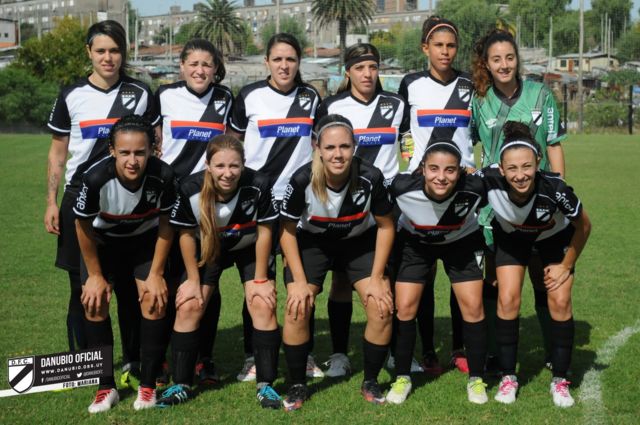 Este domingo, a las 11.00 h, - Futbol Femenino en Uruguay