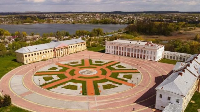 Палац Потоцьких у Тульчині
