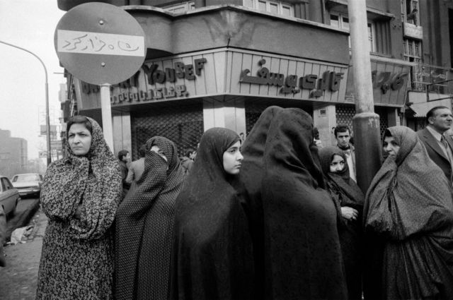 حجاب اسلامی تا انقلاب سال ۵۷ برای بخش بزرگی از جامعه ایران به معنای چادر بود