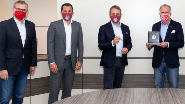 Подписание контракта с тренером "Баварии"