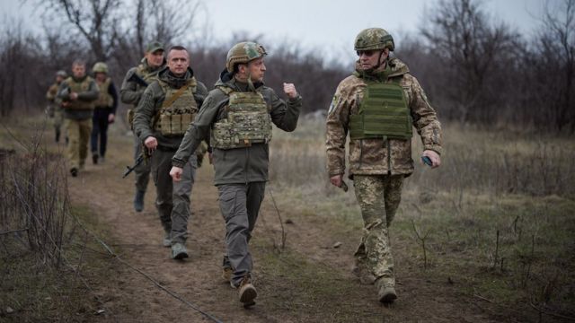 Зеленский на позициях