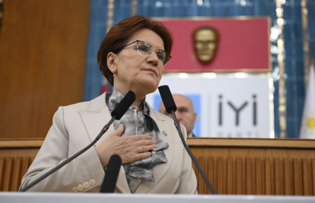 akşener