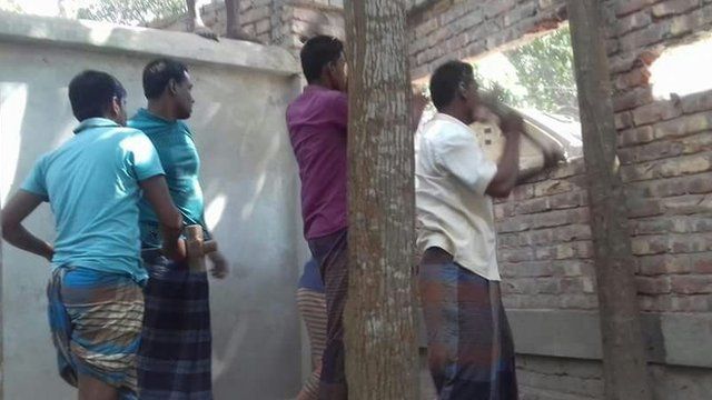 দেয়াল ভাঙ্গা