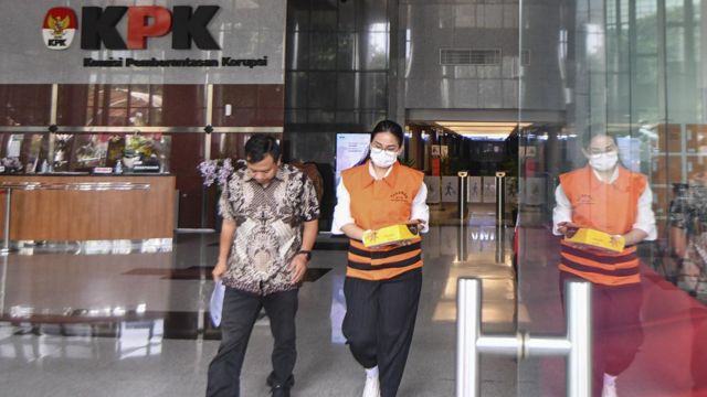 Megawati Usul Bubarkan KPK, Warganet Soroti Penangkapan Sejumlah ...