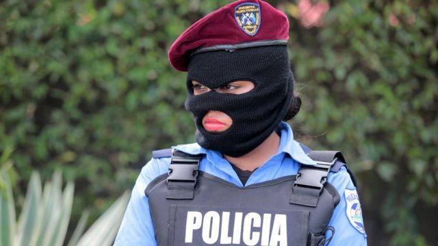 Policía nicaragüense