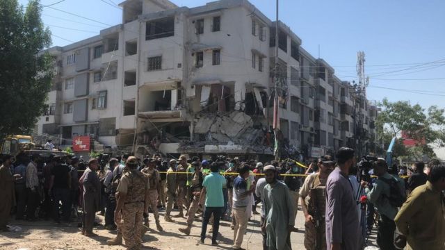 کراچی دھماکہ مسکن چورنگی کے قریب عمارت میں دھماکہ، کم از کم پانچ افراد 