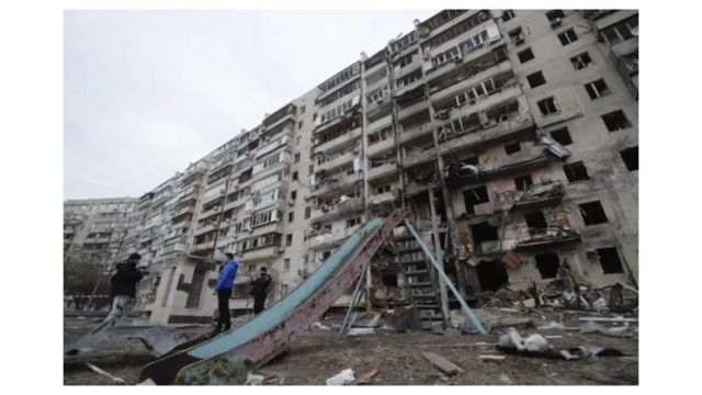 Prédios de Kiev foram destruídos por ataques da Rússia