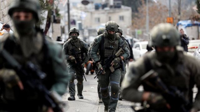 عززت القوات الإسرائيلية جهودها الأمنية بعد الهجومين