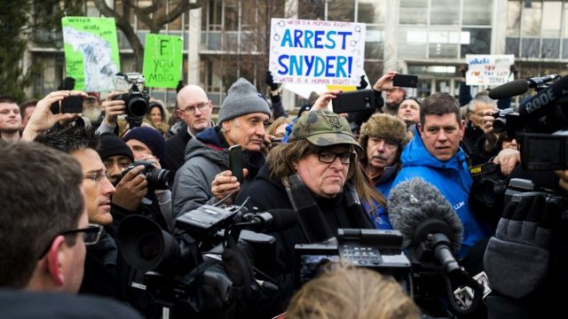 Flint, Michigan water contamination: Obama declares emergency