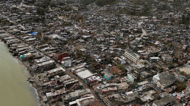 ジェレミーの町ではほとんどの建物が破壊された