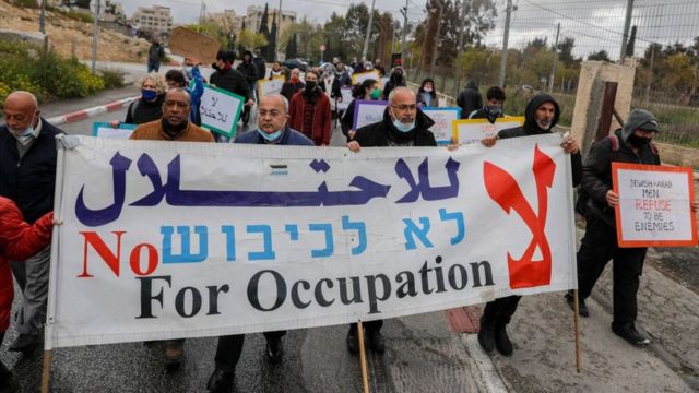 Protesta de un grupo de árabes israelíes.