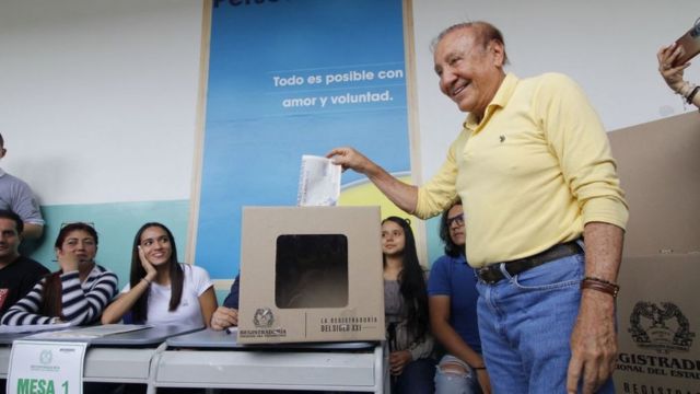 77 yaşındaki milyoner Rodolfo Hernandez "Kolombiya'nın Trump'ı" olarak anılıyor.