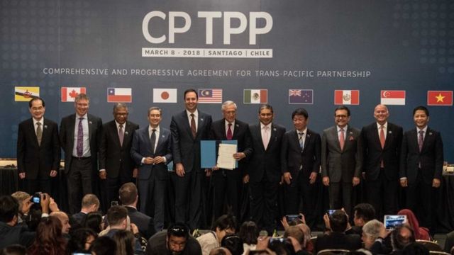2018年3月8日，11国代表在智利首都圣地亚哥签署CPTPP