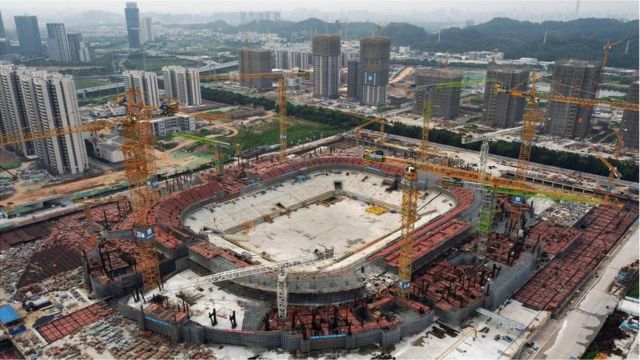 位于广州的恒大足球场是可能被处置的资产之一。(photo:BBC)