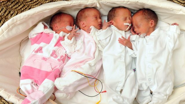 Top tips for raising quadruplets - BBC News