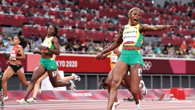 東京五輪 陸上女子100メートル トンプソン ヘラーが連覇 ジャマイカ勢がメダル独占 cニュース