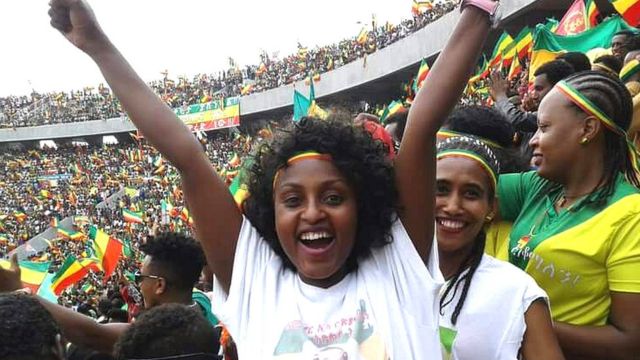 ዕለተ እሁድ ሰኔ 24/2010፤ የባህርዳር እና አከባቢዋ እንዲሁም ከሌሎች ሥፍራዎች የመጡ ኢትዮጰያዊያን "ለውጥን እንደግፍ፤ ዲሞክራሲን እናበርታ" በሚል መሪ ቃል ከተማዋን አድምቀዋት ውለዋል።