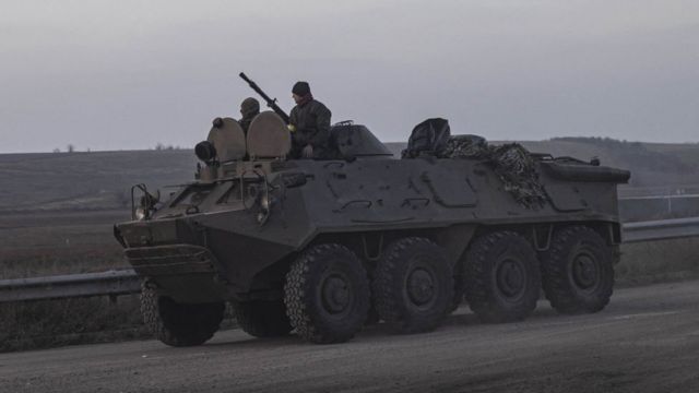 دخل الجيش الأوكراني مدينة خيرسون بعد انسحاب القوات الروسية منها