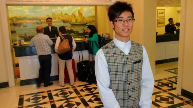 Funcionário de hotel em Cingapura